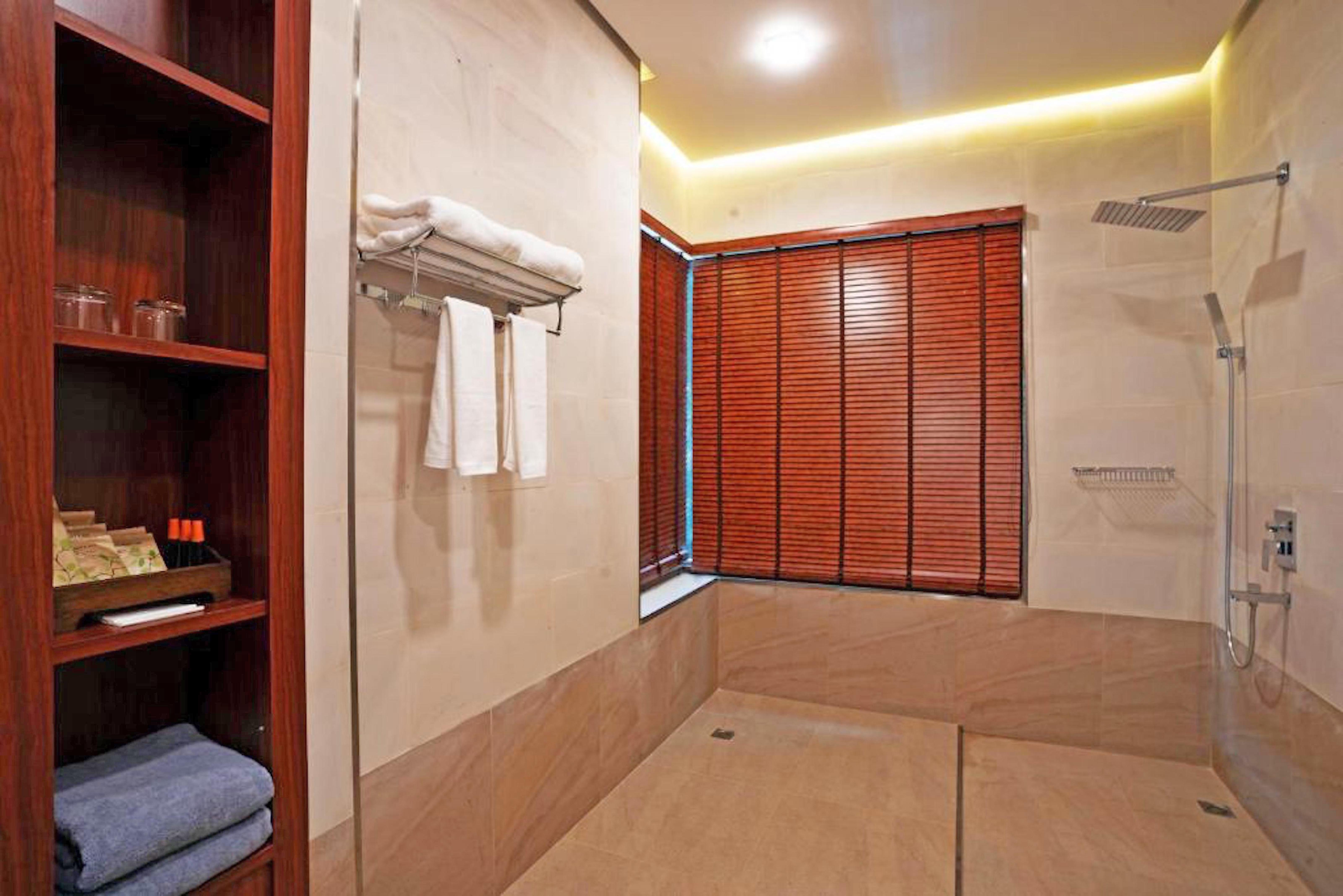 Hotel Pp Mountain Resort&waterpark Sha Certified Ko Phi Phi